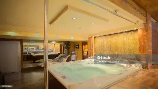 魔都桑拿按摩心得：放松身心，焕发活力的秘密体验分享