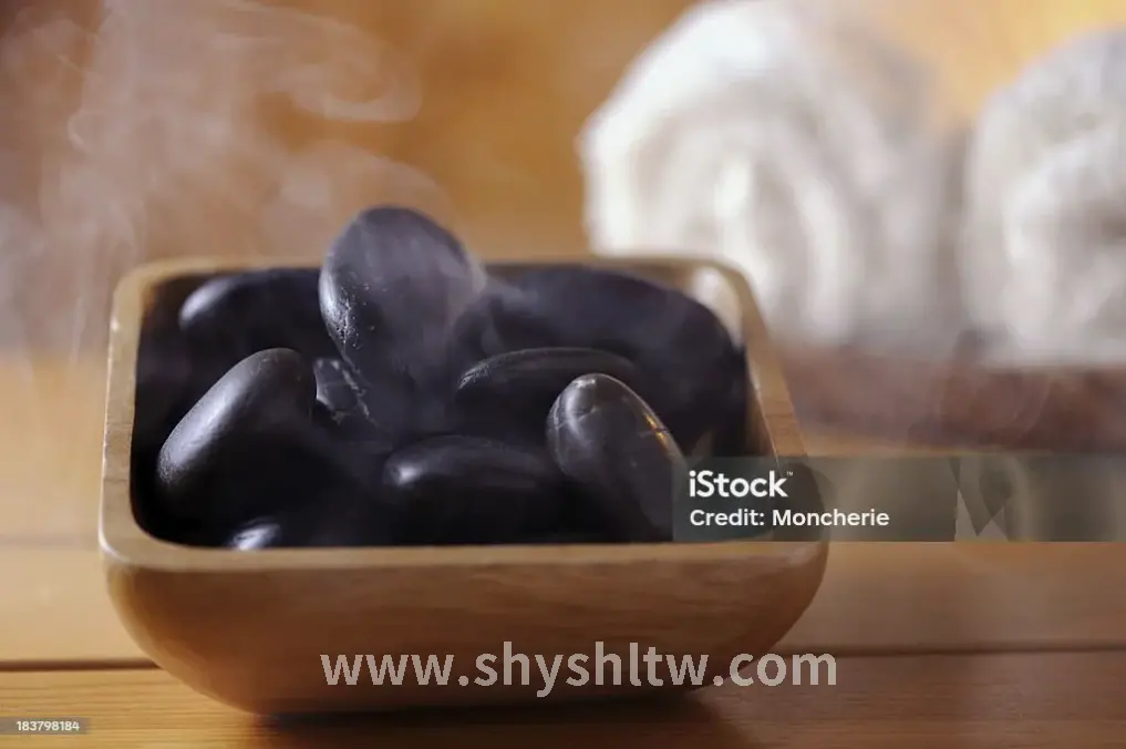 桑拿房内的蒸汽