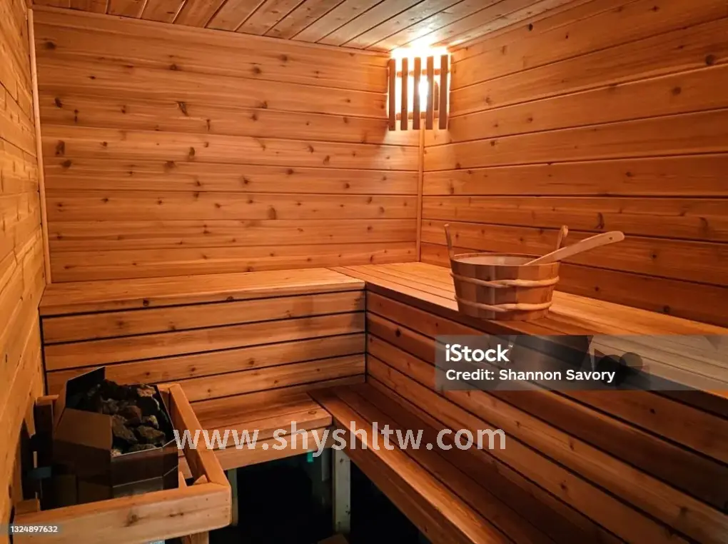 蒸汽房内部