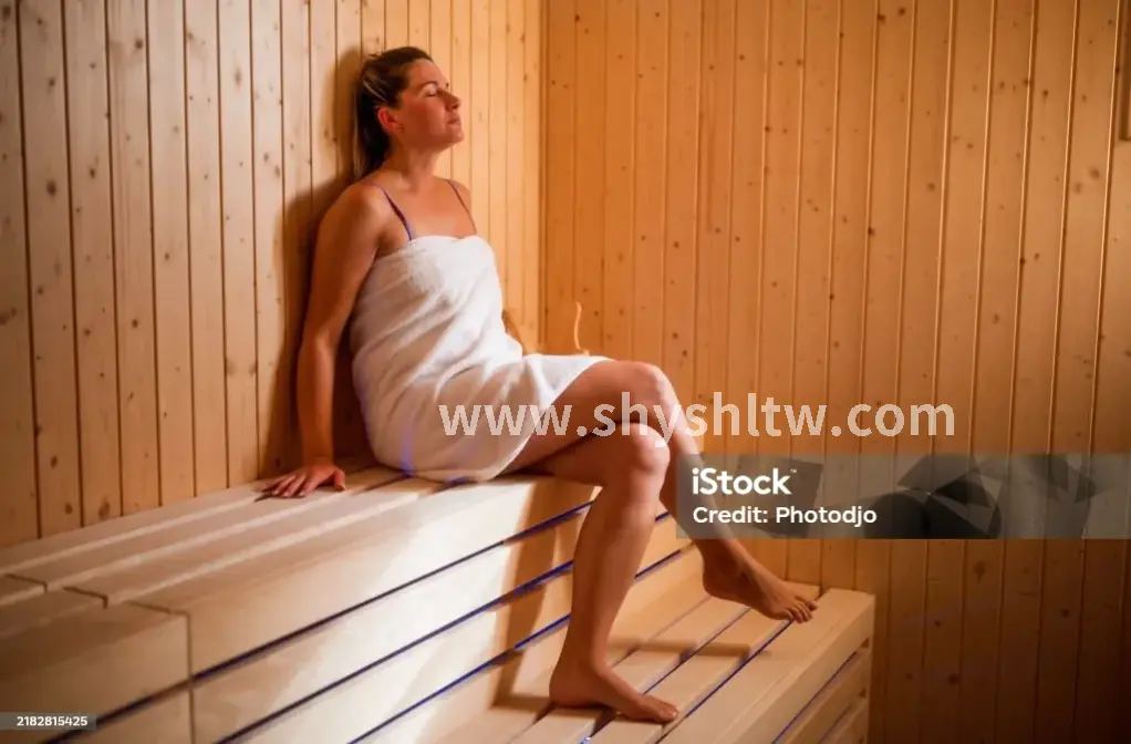 桑拿房内舒适的氛围