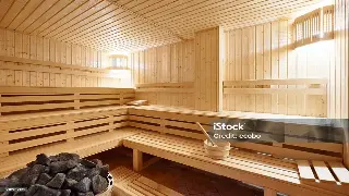 我的桑拿房奇遇记：不只暖身，更是暖心