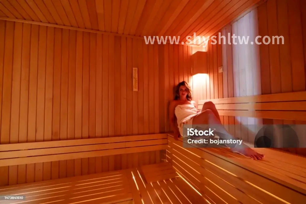 桑拿后的身体拉伸